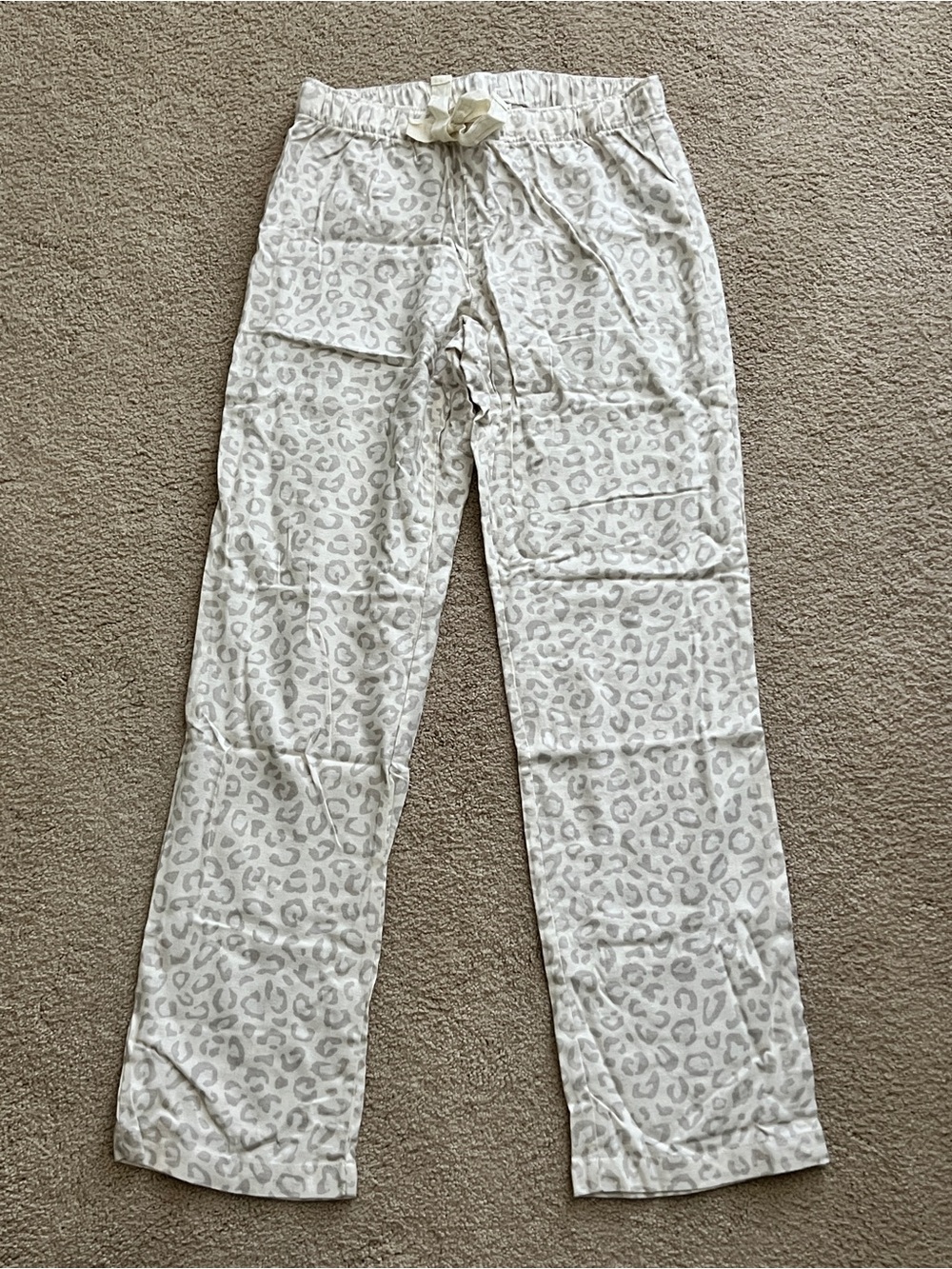Old Navy Cream and Light Gray Leopard Wide-Leg Pants